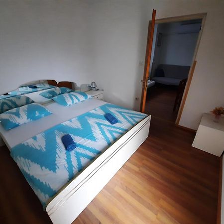 Apartments Brkovic Sukošan Habitación foto